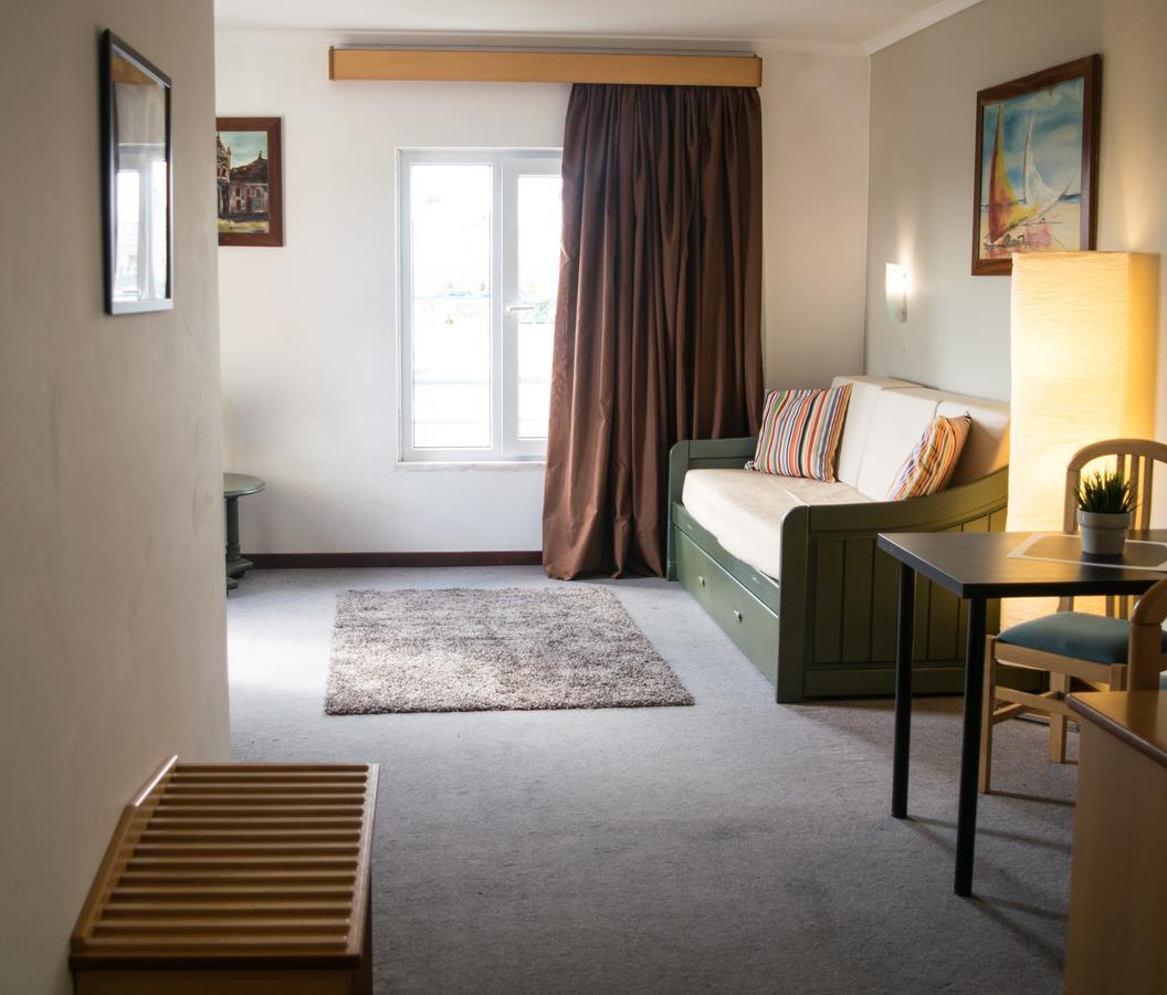 Estoril 7 Aparthotel Kültér fotó