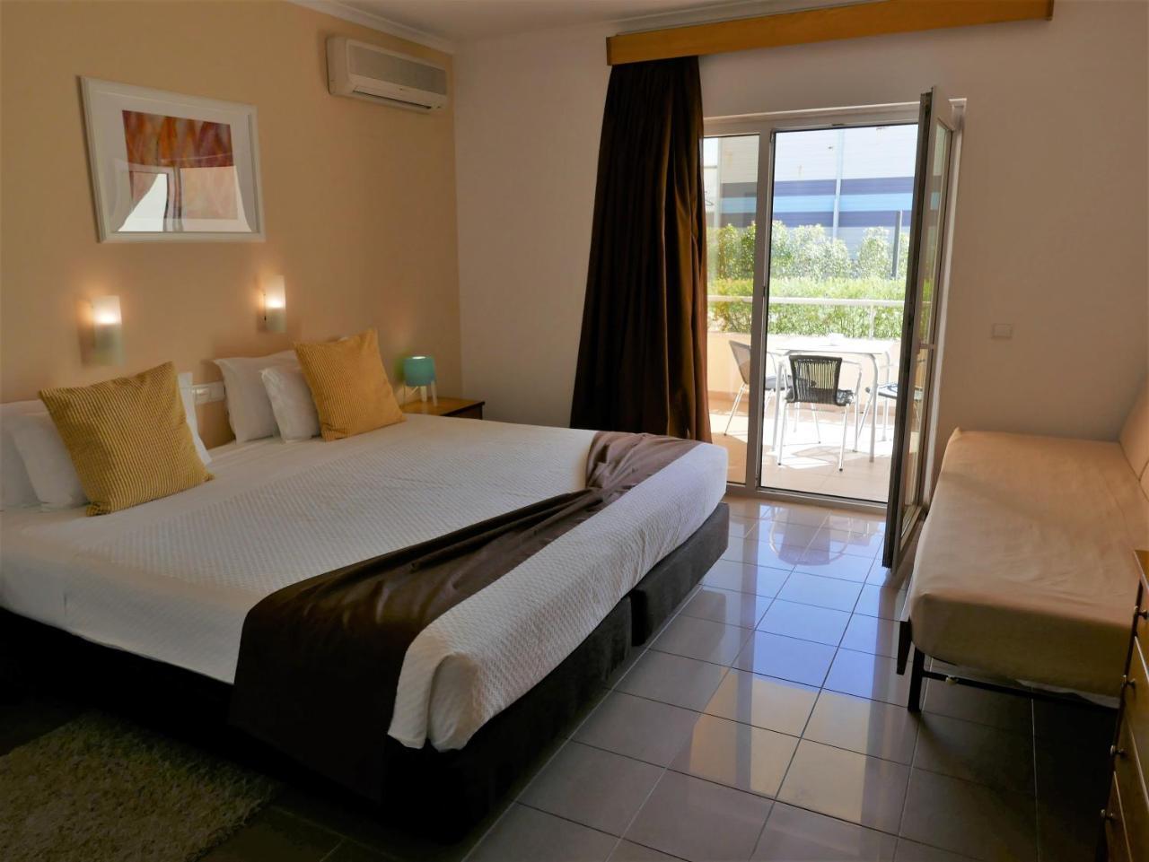 Estoril 7 Aparthotel Kültér fotó
