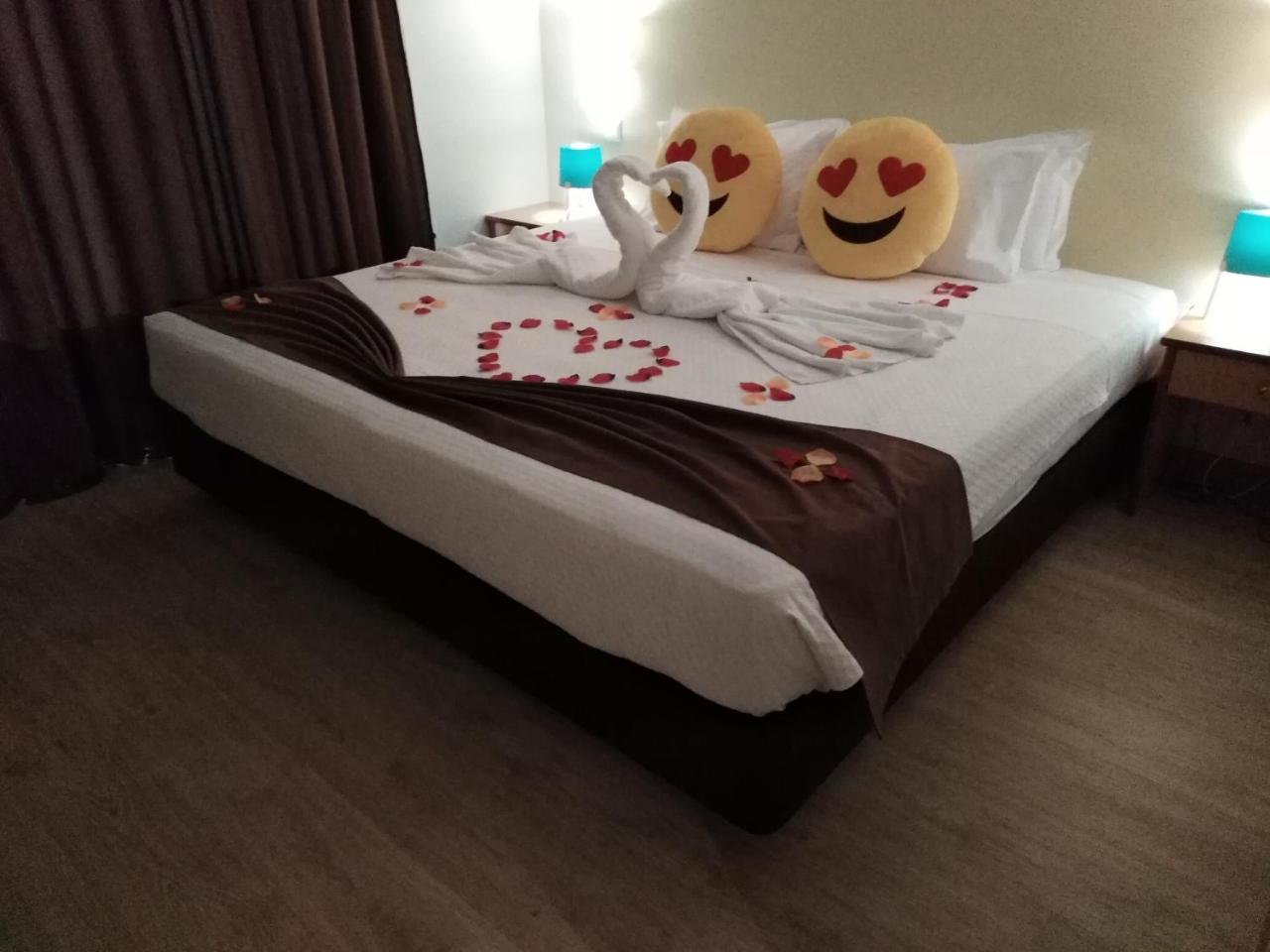 Estoril 7 Aparthotel Kültér fotó
